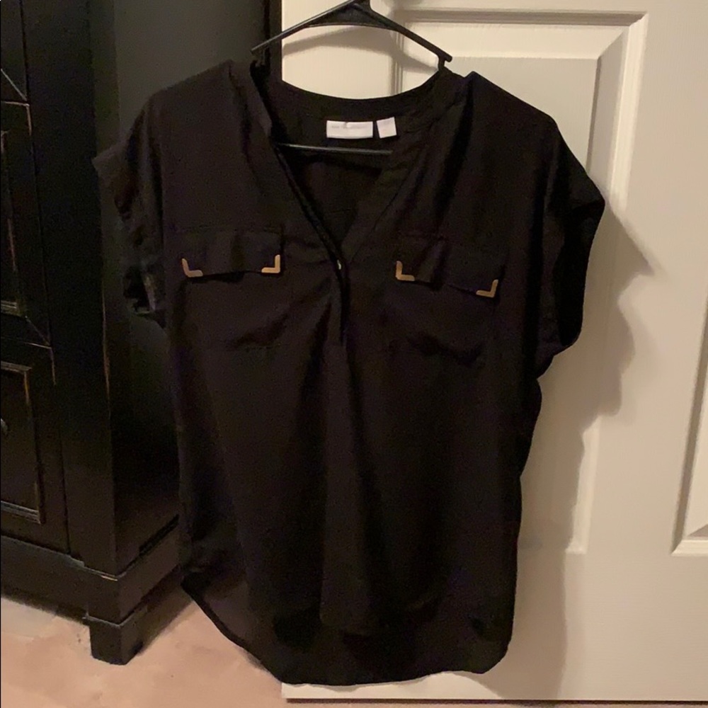 Women’s dress shirt